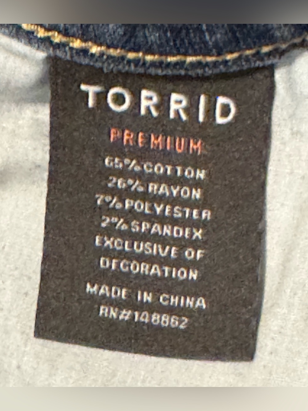 Torrid Premium Denim High Rise Stretch Slight Distressed Bermuda Shorts Size 22 - Picture 4 of 7